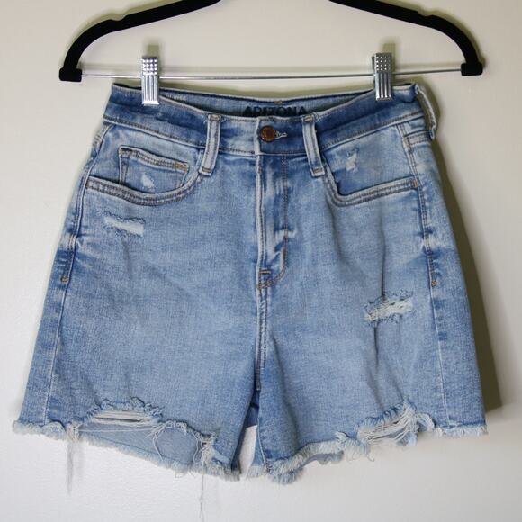 Juniors Distressed Light Blue High Rise Curvy Denim Shorts Size 5 - Picture 1 of 6